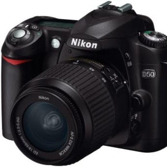 Nikon D50 DSLR Camera w/Accessories - Picture 16 of 16